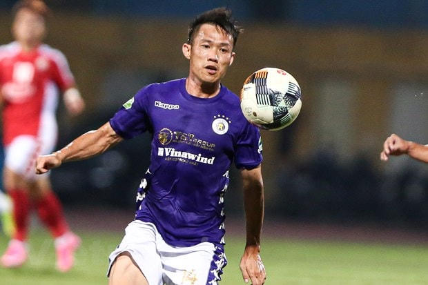 Tiền vệ Tấn Tài tiếp tục gắn bó với Hà Nội FC ở V-League 2021. (Ảnh: Hiển Nguyễn/Vietnam+).