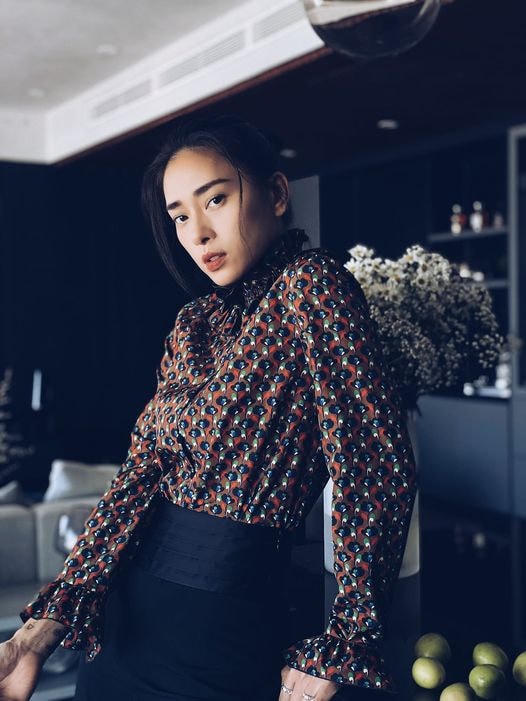 Ngô Thanh Vân nhắn nhủ fan: "Quá khứ của cậu không có tớ. Vậy để tớ bù đắp cho cậu bằng hiện tại và tương lai nhé".
