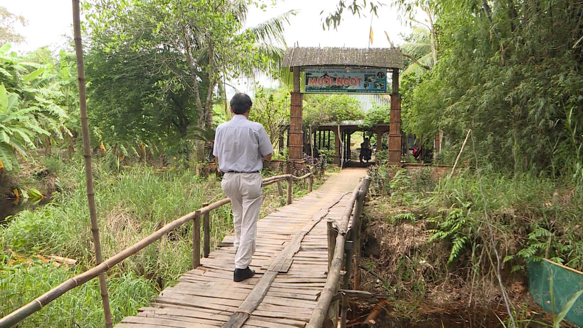Điểm du lịch dựa vào cộng đồng Mười Ngọt, xã Khánh Bình Tây Bắc, huyện Trần Văn Thời tỉnh Cà Mau.