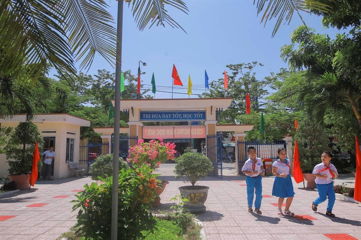 Một góc khu viên Trường TH Trần Quốc Toản, TP Tam Kỳ.