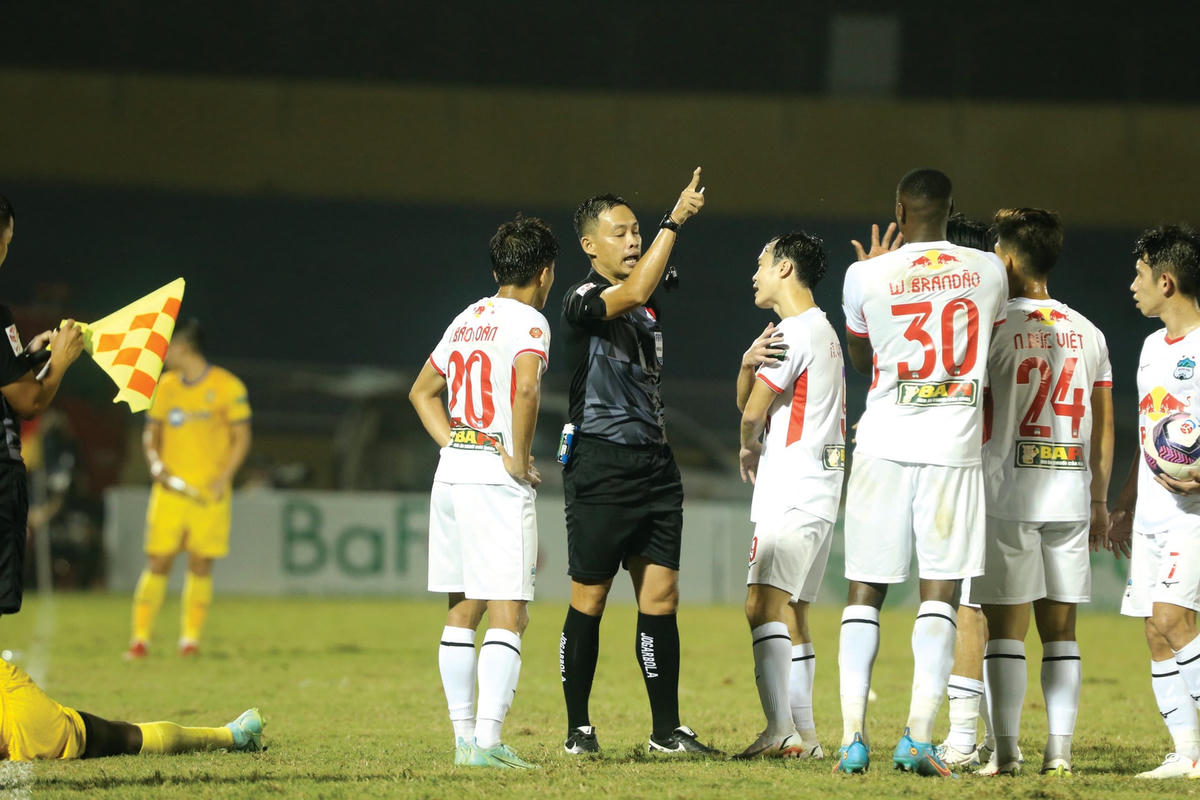 Hoàng Anh Gia Lai vẫn gây thất vọng.
