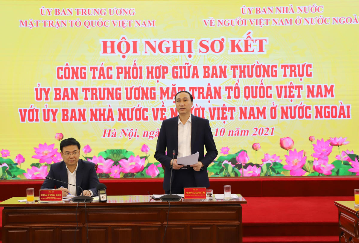 Phó Chủ tịch UBTƯ MTTQ Việt Nam Phùng Khánh Tài phát biểu tại Hội nghị.