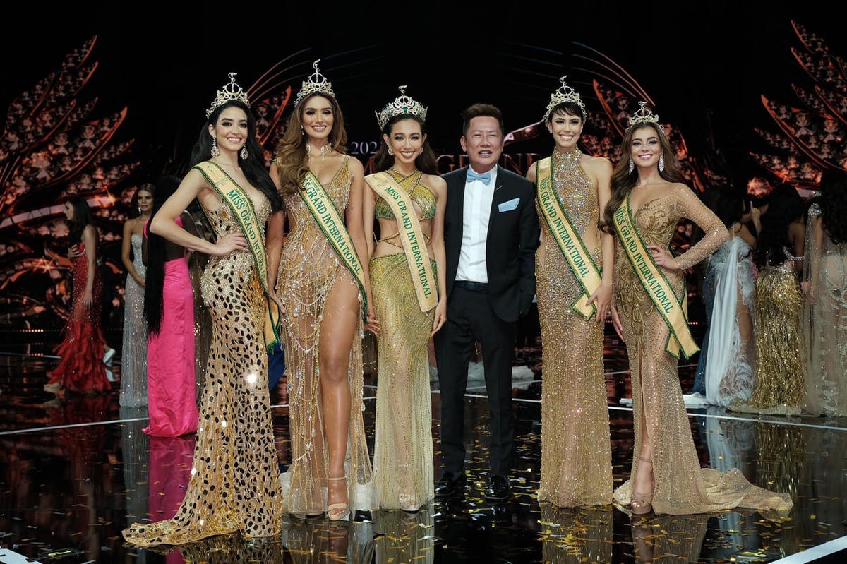 Thùy Tiên đăng quang ngôi vị cao nhất cuộc thi Miss Grand Internatinal 2021.