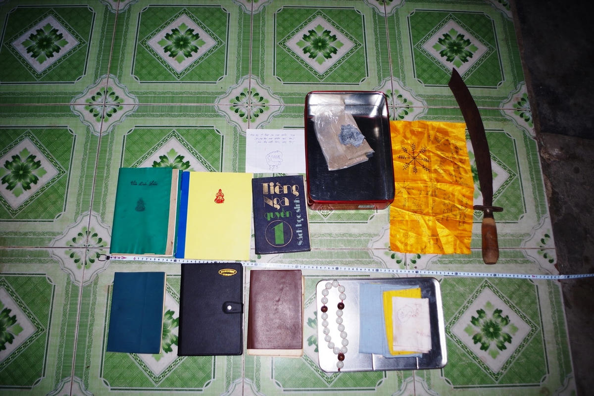 Tang vật liên quan đến vụ án.