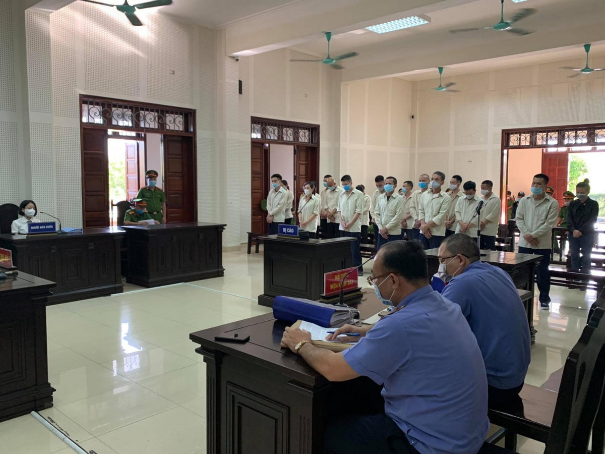 Các bị cáo tại phiên tòa. Ảnh: Công an tỉnh Quảng Ninh.