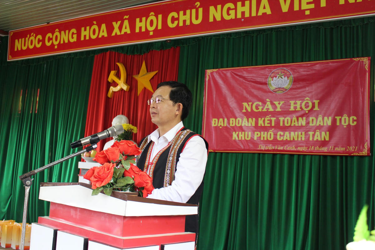 Bí thư Tỉnh ủy Bình Định Hồ Quốc Dũng phát biểu tại Ngày hội Đại đoàn kết.