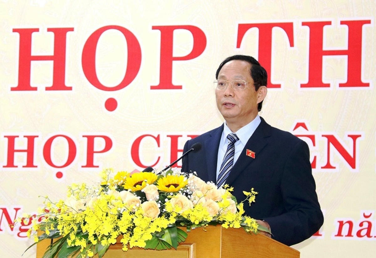 Thượng tướng Trần Quang Phương, Phó Chủ tịch Quốc hội phát biểu tại kỳ họp. Ảnh CTV.