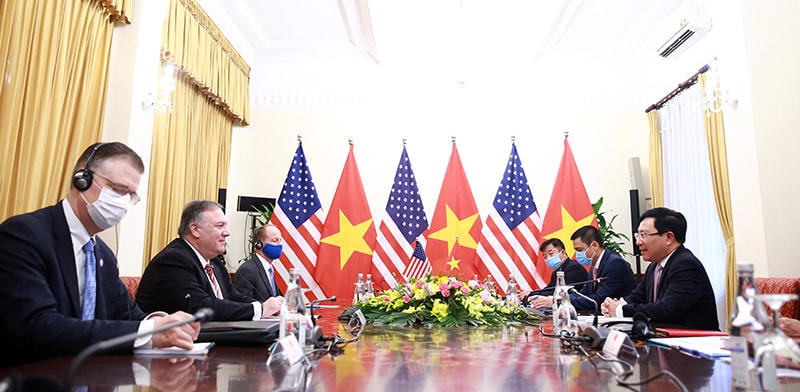 Phó Thủ tướng, Bộ trưởng Ngoại giao Phạm Bình Minh hội đàm với Ngoại trưởng Hoa Kỳ Mike Pompeo.