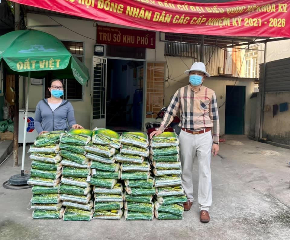 Doanh nhân Trần Văn Toàn thường xuyên tham gia các hoạt động thiện nguyện.  