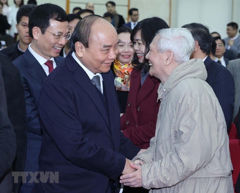 Thủ tướng Nguyễn Xuân Phúc và các đại biểu tham dự hội nghị. (Ảnh: Thống Nhất/TTXVN).