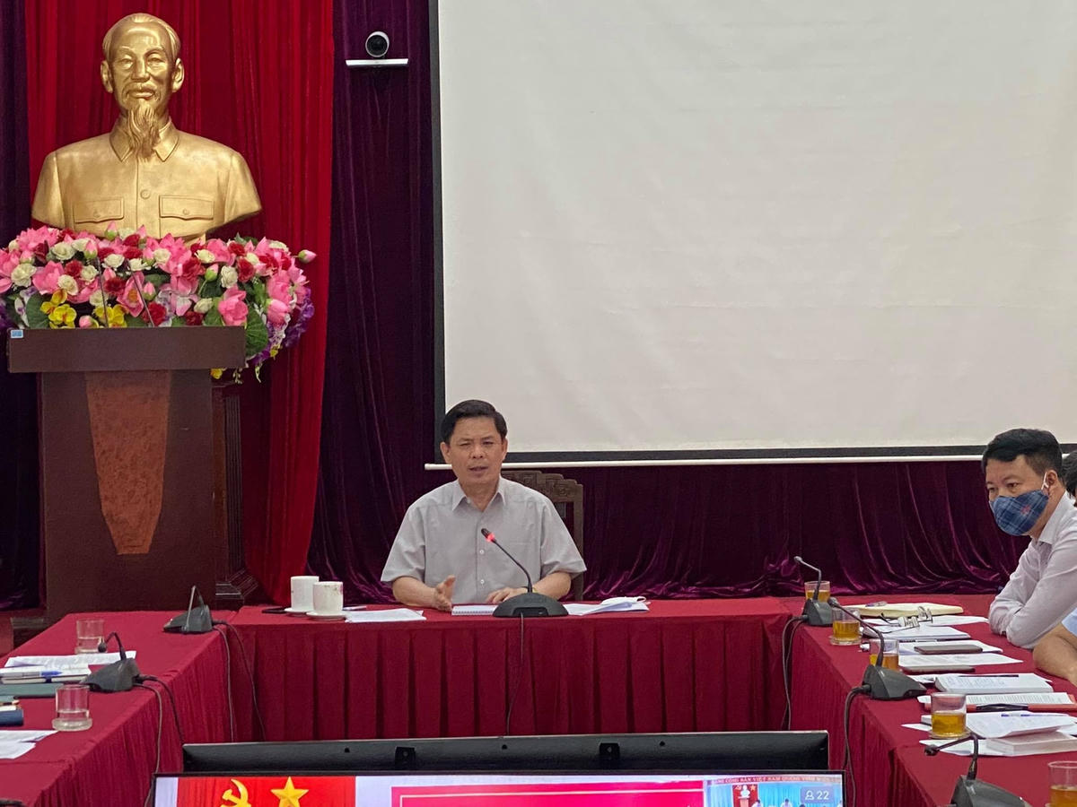 Bộ trưởng Bộ GTVT Nguyễn Văn Thể tại cuộc họp.