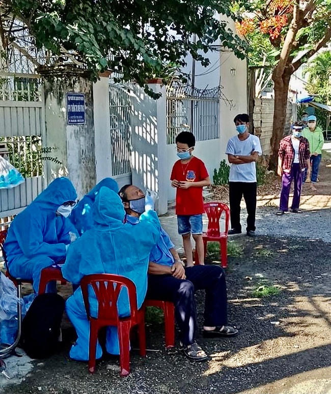 TP Nha Trang đang xét nghiệm toàn thành phố.
