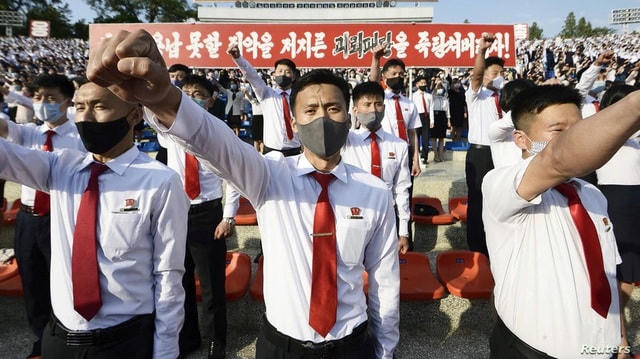 Triều Tiên cảnh báo đáp trả Hàn Quốc vì không ngăn được những người đào tẩu thả truyền đơn vào Triều Tiên. (Ảnh: Reuters).  