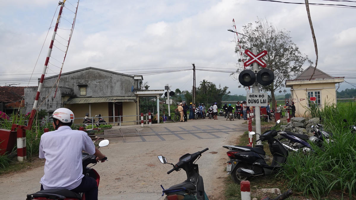 Quang cảnh nơi xảy ra vụ tai nạn.