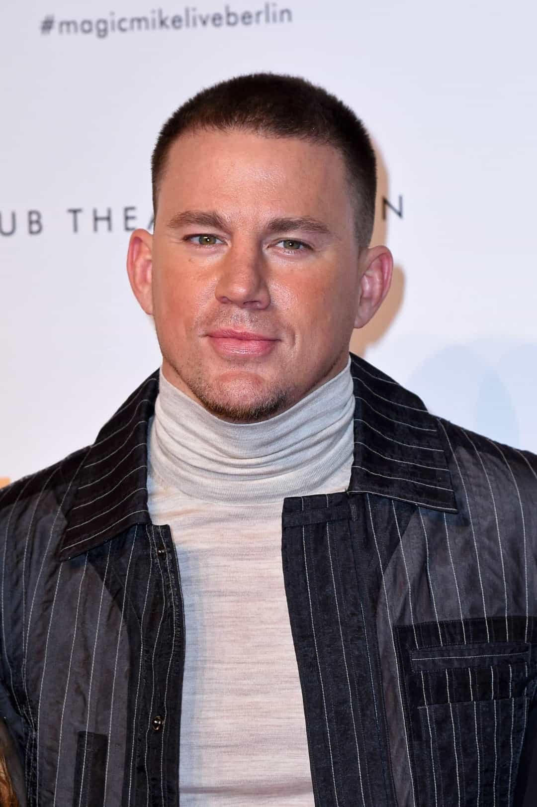 Channing Tatum – “chú chó lùn ‘Step Up’ (2006)” này bắt đầu sự nghiệp với tư cách là một vũ công, thậm chí anh cũng từng làm vũ nữ thoát y.