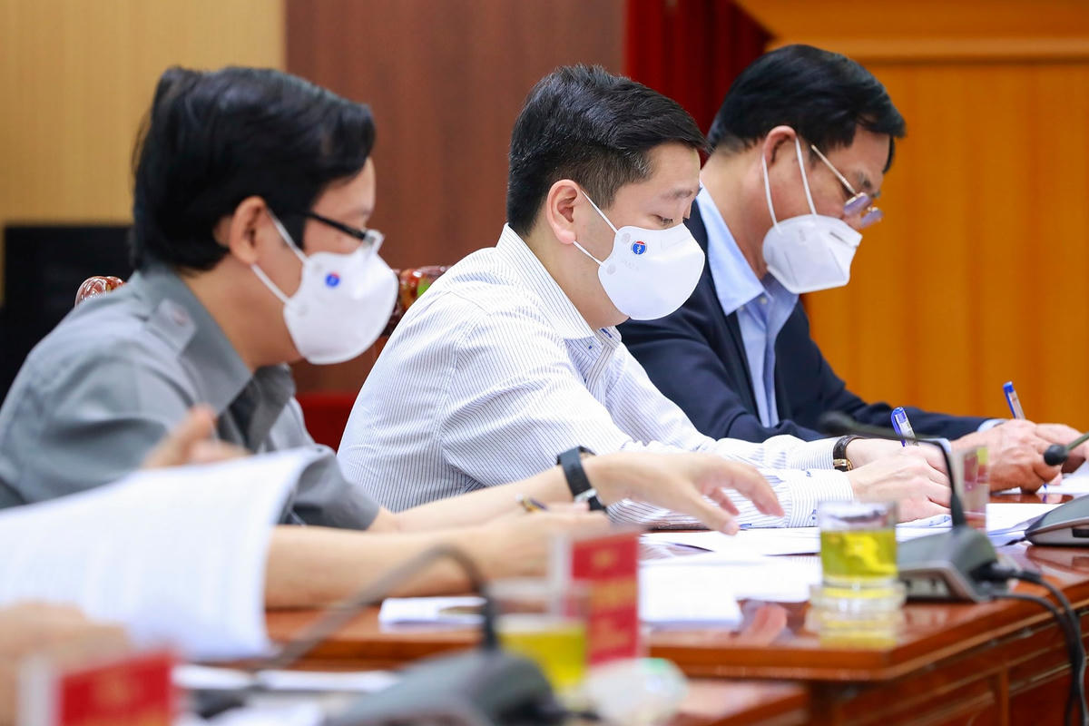 Các đại biểu tham dự tại Hội nghị.