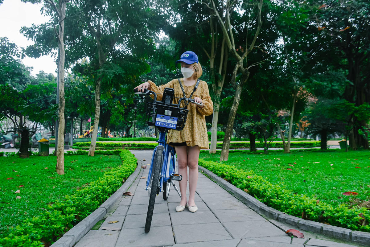 UBND TP Hà Nội vừa giao Sở GTVT xây dựng dự án phát triển xe đạp công cộng. Dự kiến trong năm 2022-2023, sẽ bố trí 70 điểm với khoảng 1.000 xe đạp và xe đạp điện cho người dân thuê sử dụng.