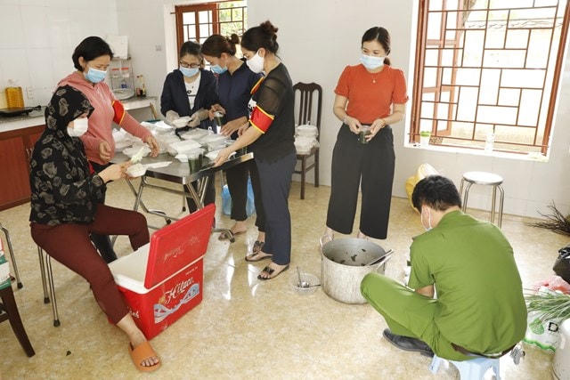 [ẢNH] Bên trong 3 thôn bị cách ly tại xã Tô Hiệu, Thường Tín, Hà Nội