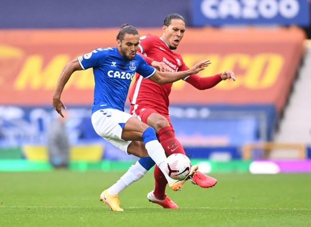 Liverpool mất Van Dijk hết mùa giải: Bay luôn cả ngai vàng?