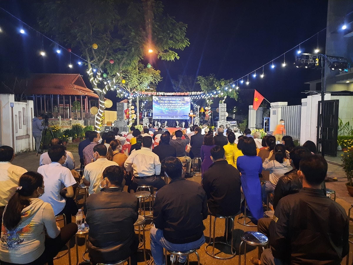 Quang cảnh tổng kết trao thưởng cuộc thi.