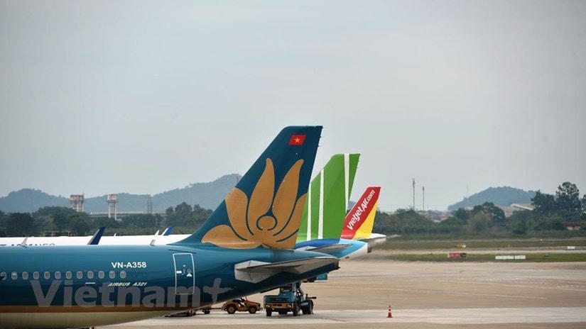 Máy bay của các hãng hàng không tại sân bay Nội Bài. (Ảnh: CTV/Vietnam+).