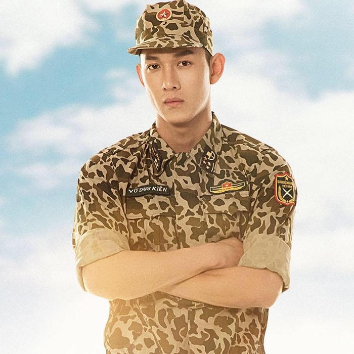 Vẻ điển trai, nam tính của Song Luân được khán giả yêu thích.