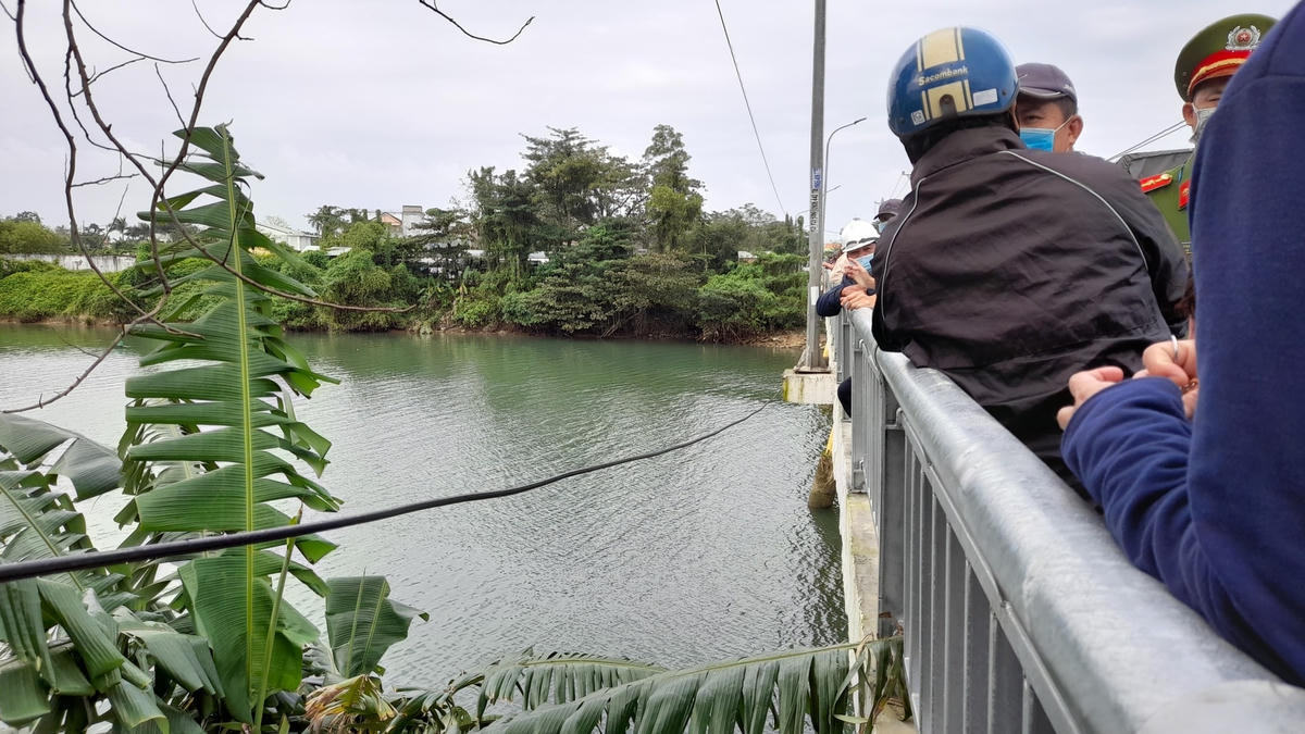 Nơi phát hiện thi thể anh C. trên sông Tam Kỳ.