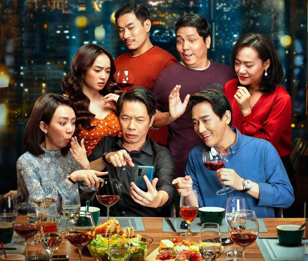 Dàn diễn viên trong “Tiệc trăng máu”.  