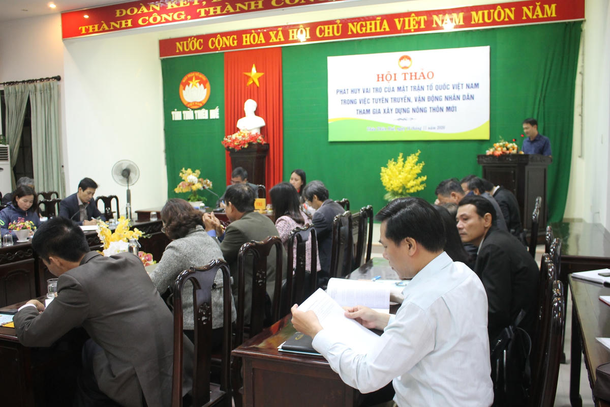 Quang cảnh hội nghị.
