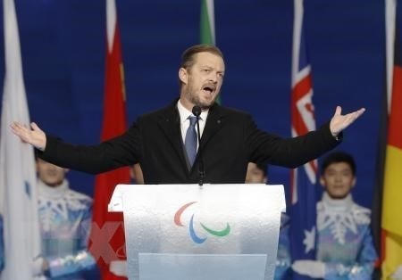 Chủ tịch Ủy ban Paralympic quốc tế (IPC) Andrew Parsons phát biểu trong lễ bế mạc Paralympic mùa Đông Bắc Kinh 2022 tại Sân vận động Quốc gia ở Bắc Kinh, Trung Quốc tối 13/3. (Ảnh: THX/TTXVN).