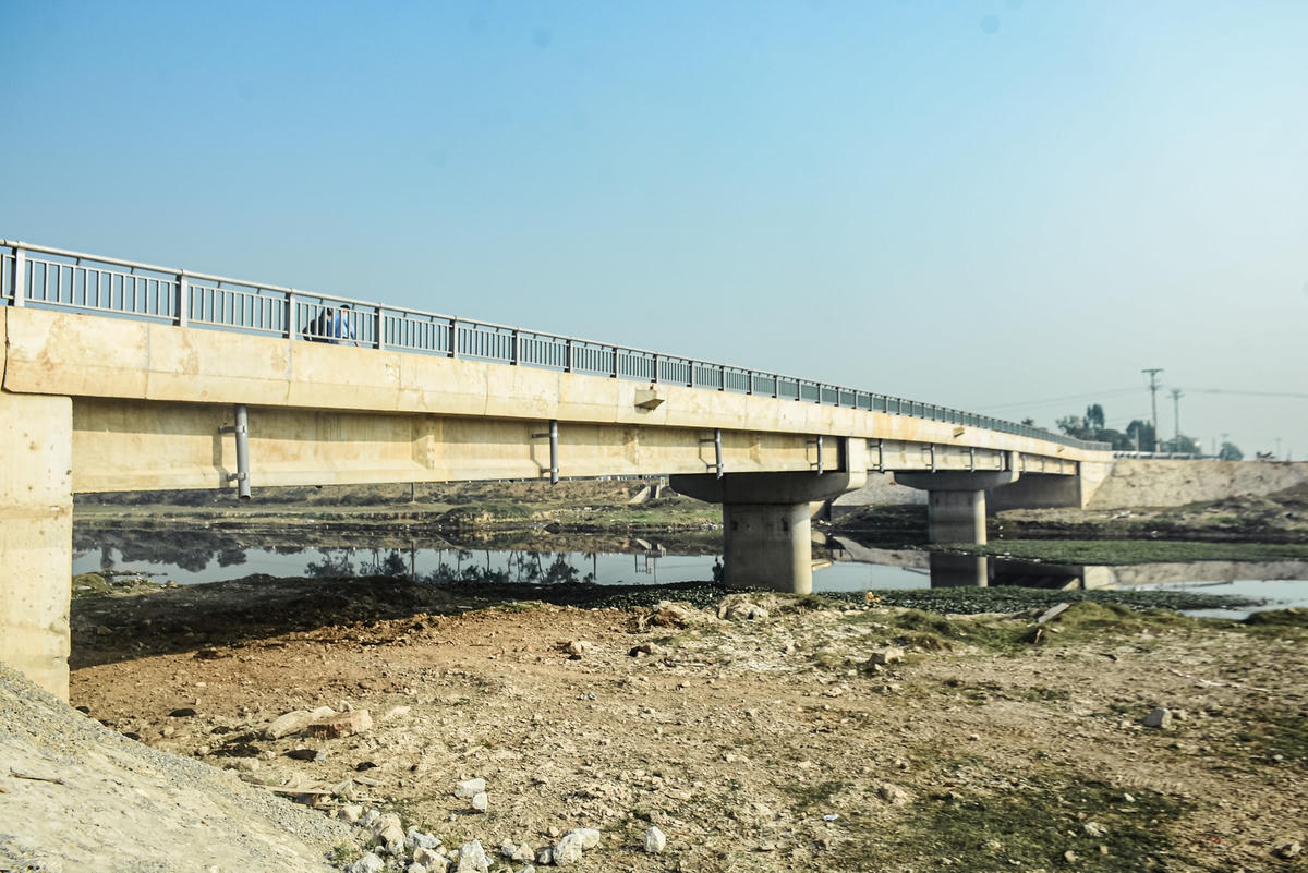 Theo tìm hiểu của PV, cầu Nội Cói bắc qua sông Nhuệ (tại Km46+625 lý trình sông Nhuệ) được xây mới cách cầu cũ khoảng 700 m về phía thượng lưu, kết nối với đường huyện Đại Thắng - Văn Hoàng và đê hữu sông Nhuệ, tim cầu vuông góc so với tim sông.