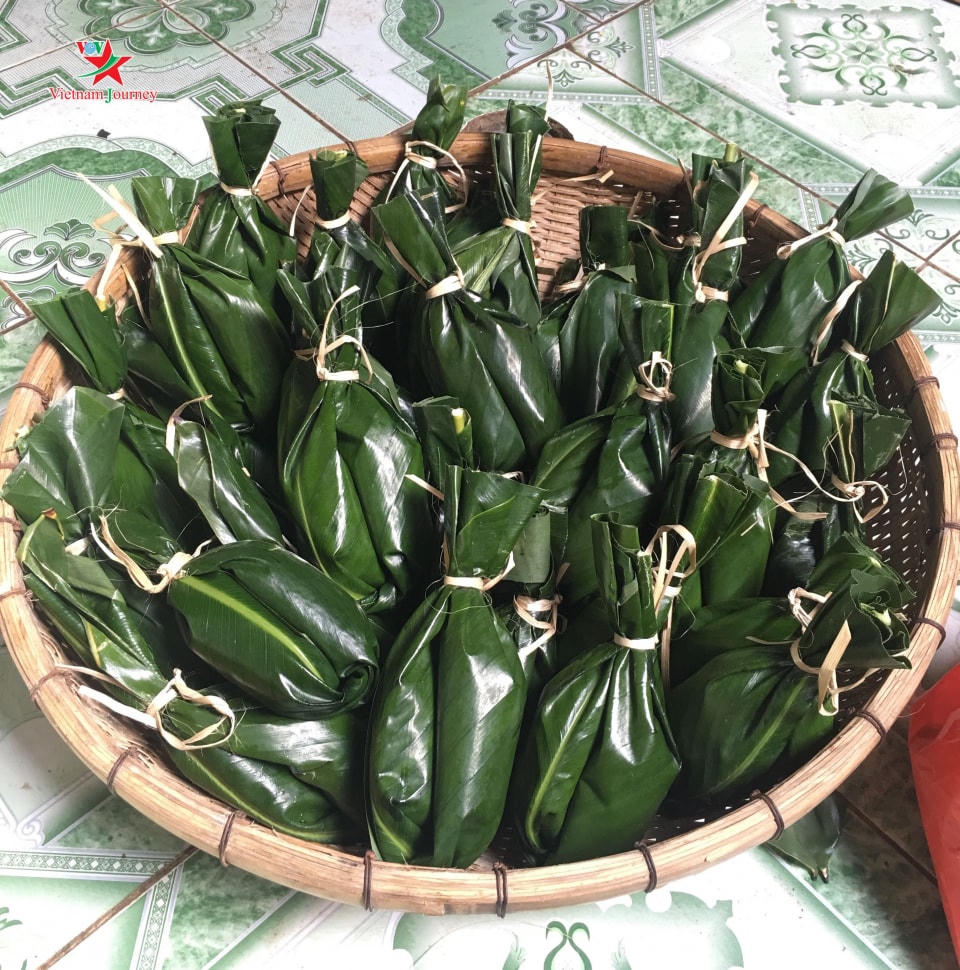 Bánh ít.  