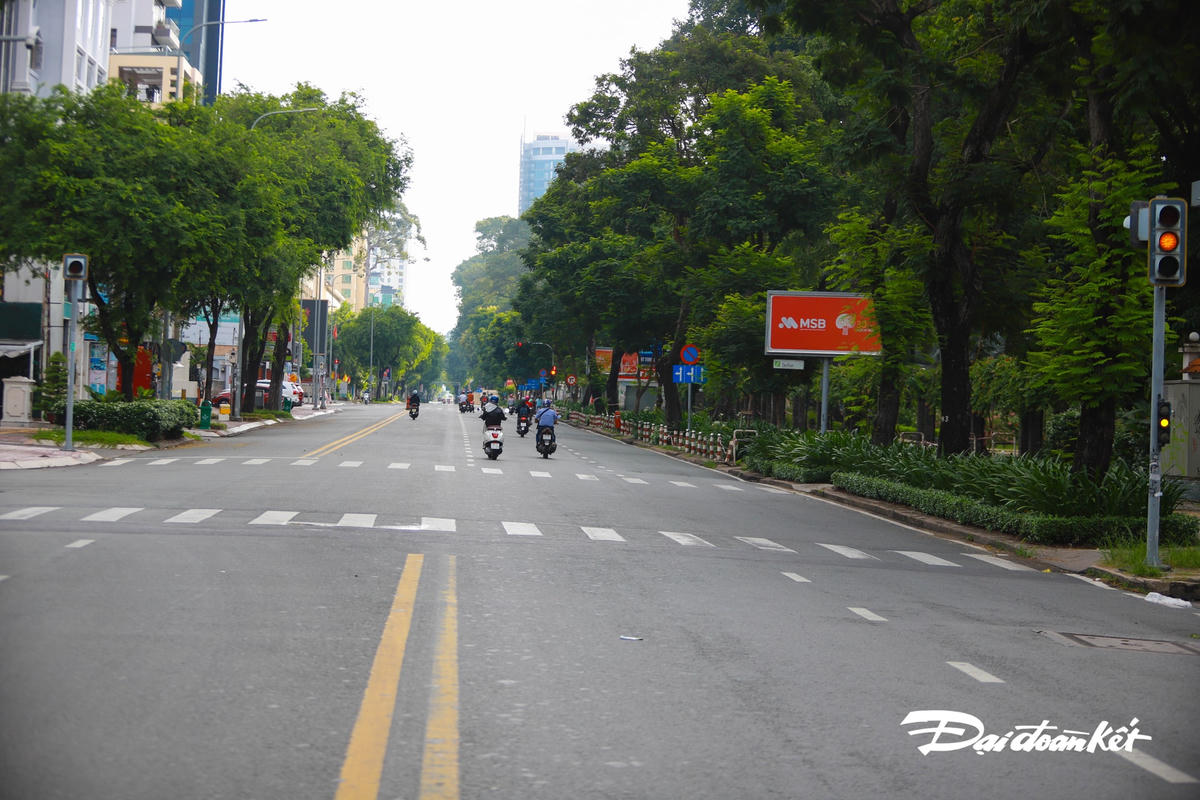 Đường Nguyễn Thị Minh Khai, Quận 3.