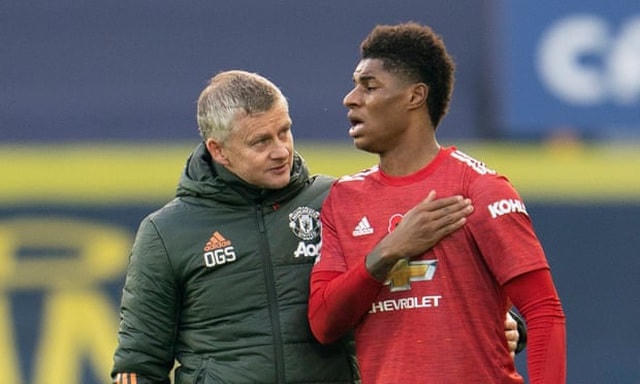 HLV Solskjaer thừa nhận các cầu thủ Man Utd đều quá tải.