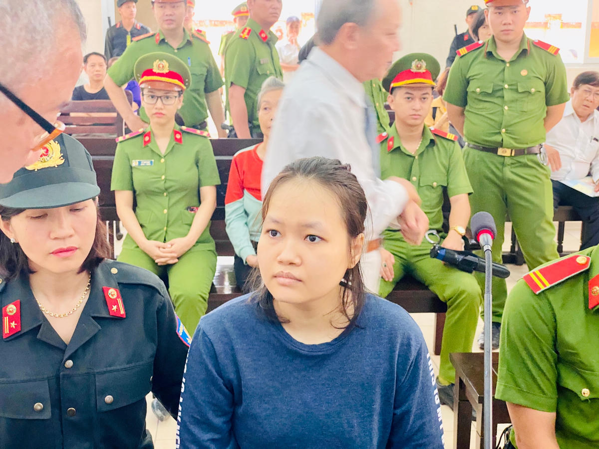 Hà lập ra phương pháp tu luyện khổ hạnh buộc các thành viên trong nhóm làm theo.