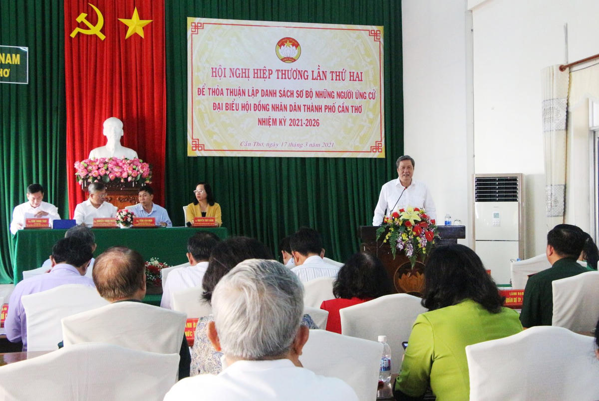 Quang cảnh hội nghị hiệp thương lần 2.