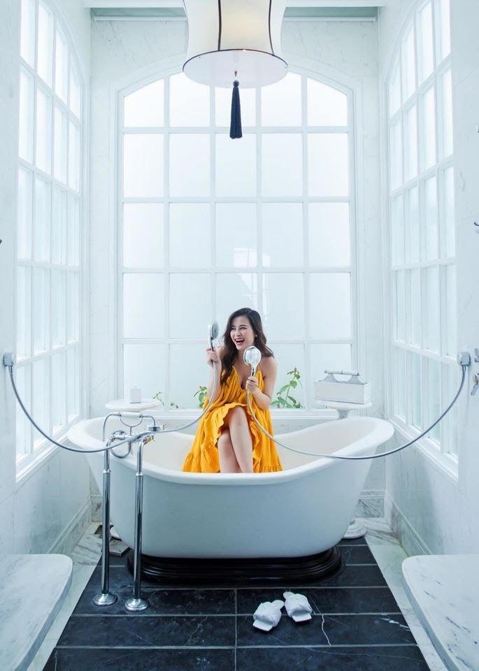 Nghỉ dưỡng sang chảnh hết nấc, Đông Nhi - Ông Cao Thắng khiến dân tình một phen ghen tị
