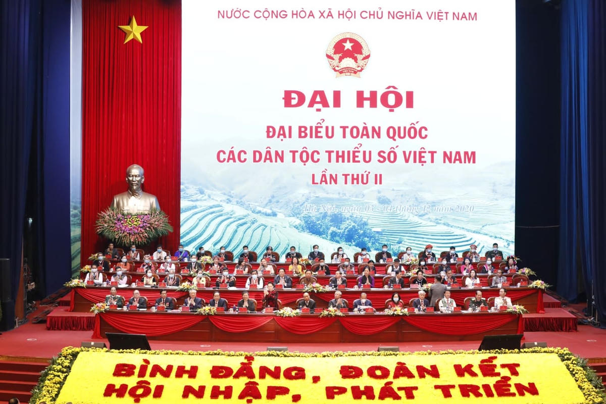 Đại hội đại biểu các dân tộc thiểu số toàn quốc lần thứ II chính thức khai mạc.