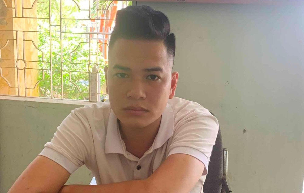 Trần Văn Thạch tại Công an phường Vạn Hương.
