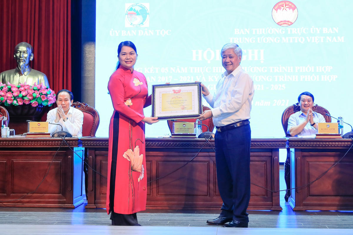 Phối hợp thực chất, đóng góp vào sự phát triển của vùng đồng bào dân tộc thiểu số và miền núi