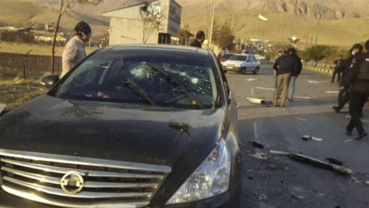 Hiện trường vụ ám sát nhà khoa học hạt nhân Iran. Ảnh: NBC News.