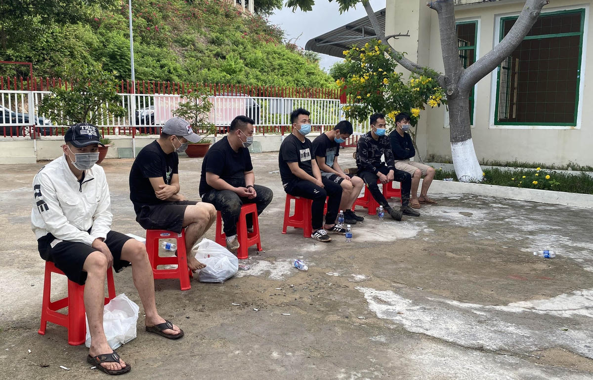 Các đối tượng hiện đã được đưa đi cách ly tập trung theo quy định. 
