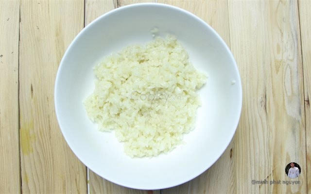 Cách nấu xôi cốt dừa đậu xanh bằng lò vi sóng