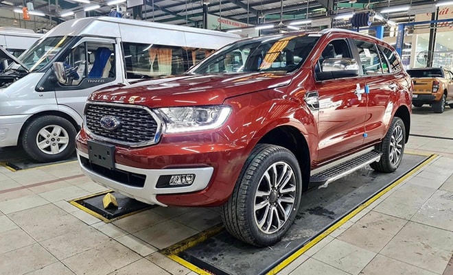 Tuần qua, thị trường dồn dập đón nhận thông tin xe mới