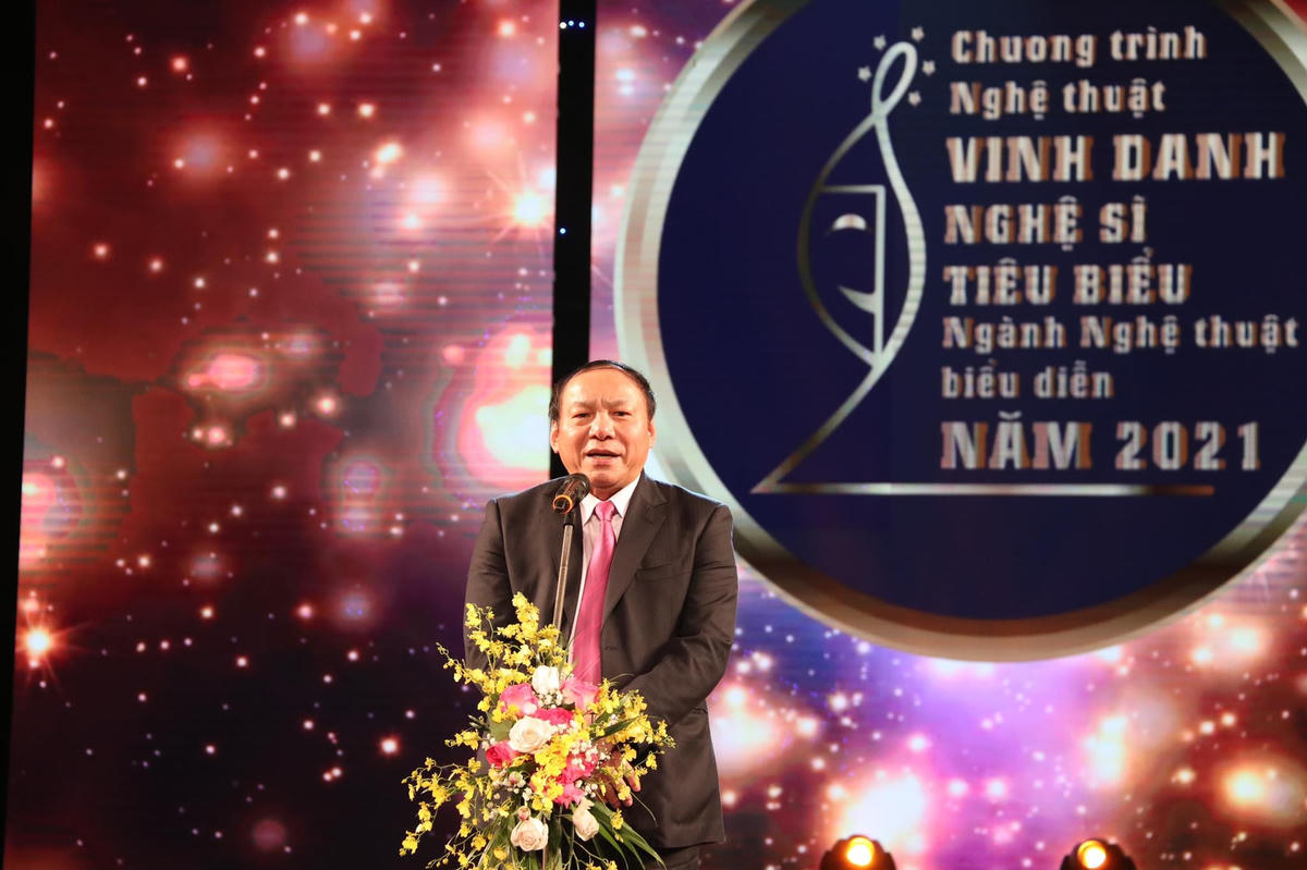 Bộ trưởng Bộ VHTTDL Nguyễn Văn Hùng phát biểu tại buổi lễ.