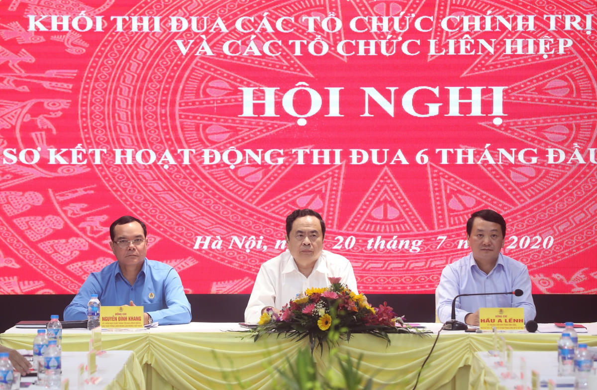 Chủ tịch Trần Thanh Mẫn chủ trì Hội nghị. Ảnh: Quang Vinh.