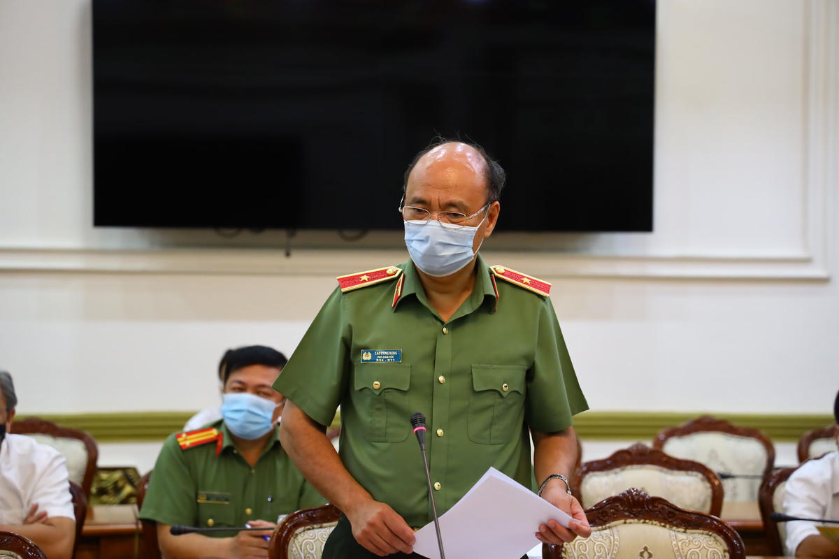 Ngành Công an TP HCM được chỉ đạo tham gia vào quá trình kiểm soát người nhập cảnh trái phép mang theo rủi ro về dịch bệnh covid-19 vào cộng đồng.