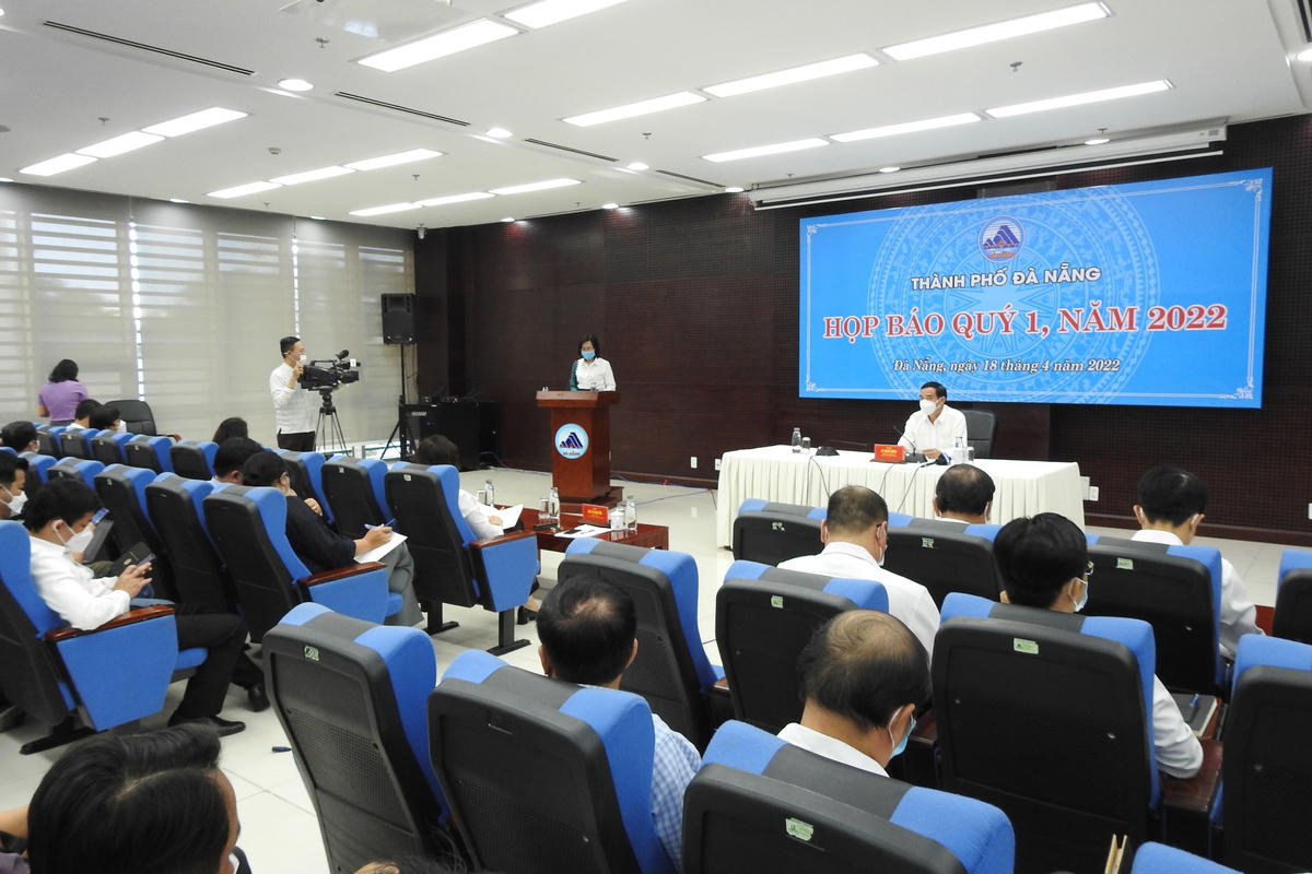 Quang cảnh buổi họp báo chiều 18/4. Ảnh: Thanh Tùng.