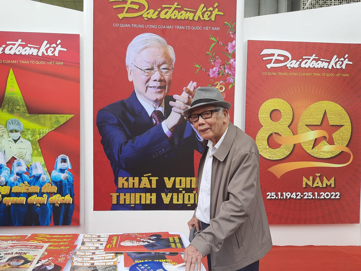 Báo chí Việt Nam: Hiện đại và nhân văn