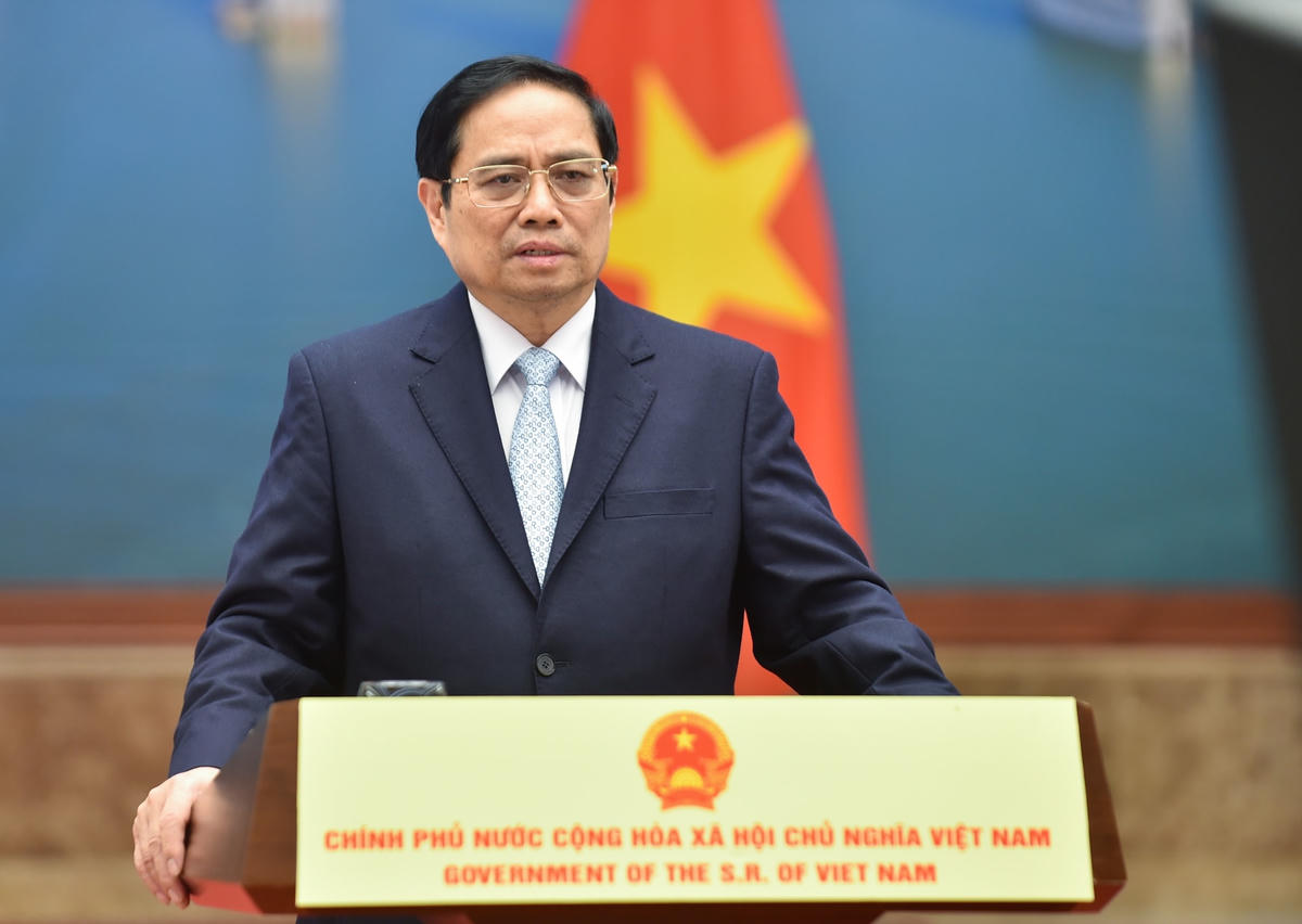 Thủ tướng Phạm Minh Chính khẳng định, tiếp tục hoàn thiện thể chế, chính sách pháp luật hỗ trợ phát triển ngành năng lượng. Ảnh: Nhật Bắc.